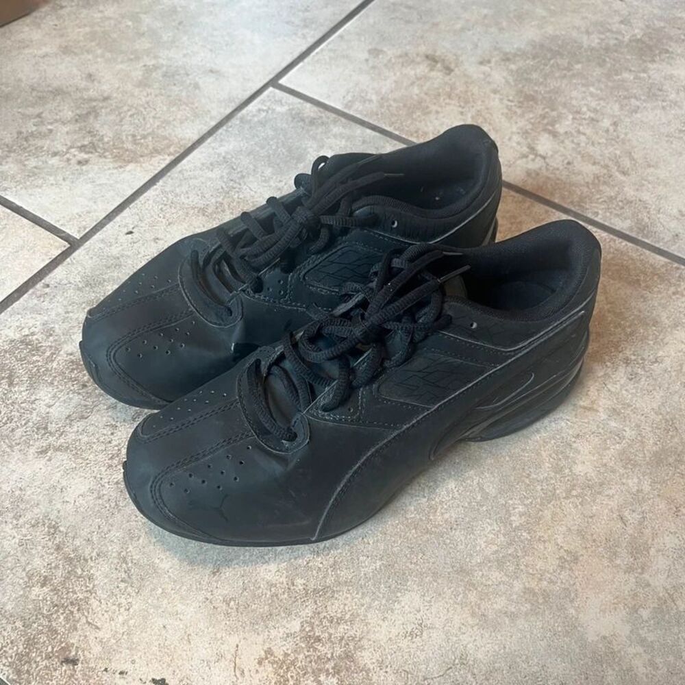 Vintage puma black sneakers size 8 men’s